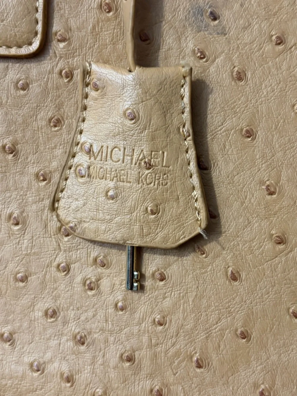 Michael Kors Hamilton Light Tan Ostrich Embossed Leather Tote Gold Hardware - Picture 5 of 15